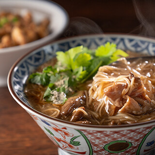 台湾ソウルフード【麺線】も必見！ランチセットやディナーの〆も
