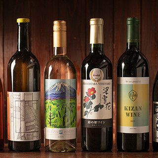 台湾料理×ソムリエ厳選ワインのペアリング♪台湾ドリンクも充実