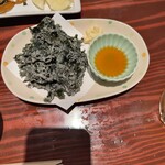 ろばたや 釜石店 - ワカメ唐揚げ