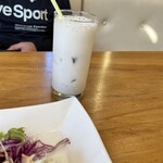 ダ・フィオーレ - ぜいたくランチコースの下妻産フレッシュスムージー