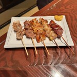 ろばたや - 串焼き５点盛合わせ