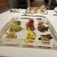 カントニーズ 燕 - 