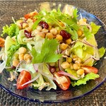 焼肉ハウスつるみ - 野菜サラダ