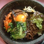 焼肉ハウスつるみ - 石焼きビビンバ