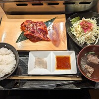 牛処 慶 - ハラミ焼肉定食1,200円
