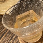 野趣家 - 富士と言うウイスキーです。めちゃくちゃ飲みやすいので逆に危険ですね〜