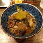 野毛 かど平 - マグロ煮