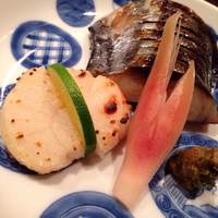 日本料理 とくを - 鰆、帆立塩焼き
