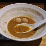 NIBOSHI MANIA - 自家製甘海老煮干とあん肝の濃厚の底に残ったスープ