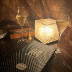 ワインバー繭 - 