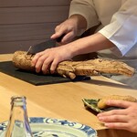 成生 - 調理前のごぼう