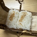 成生 - お土産の塩むすび