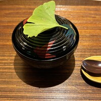 室町 唯 - 
