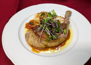 ビストロ じゅん - ある日のディナーアラカルト　花巻産ほろほろ鳥のコンフィ