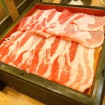 鶏と豚の縁処 ゆうな - 