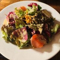 カルネジーオ イースト - 