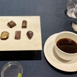 レストラン ローブ - チョコレート／コーヒー