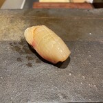 鮨裕 - カンパチ