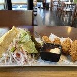 とまとうどんとお食事 花の飯屋 - 