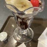 サンマルクカフェ - 料理写真:チョコケーキとバナナのチョコレートパフェ。