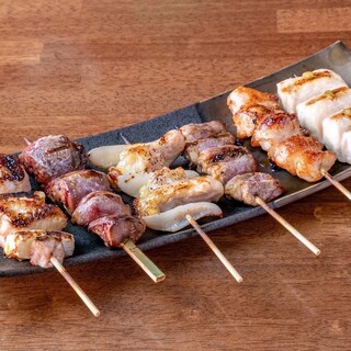 拘りの国産鶏種を使った大ぶり焼き鳥！