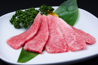 Wagyuuyakiniku Beef Factory73 - 和牛上カルビ680円