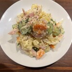 イザカヤ トモ - 