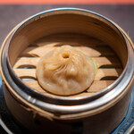 Ji-Cube - 松茸と加藤ポークの小籠包