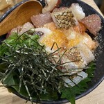 日本酒と肴 くら美 - 海鮮ユッケ