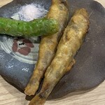 日本酒と肴 くら美 - メヒカリ唐揚げ（ハーフサイズ）