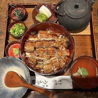 新宿うな鐵 はなれ -  新宿うな鐵 はなれ -