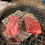 炭火焼肉ホルモン 横綱三四郎 - 