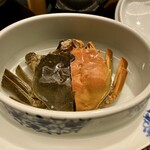 銀座 上瀧 - 酔っ払い蟹 上海蟹（雌）の白酒紹興酒漬け 生と蒸し