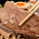 ケンチャンラーメン - チャーシュー。