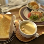 トレス F．B．C． - トレスセット 900円(＋カットフルーツ 200円)