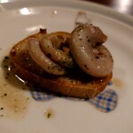 ウエストパパ - コブクロのアヒージョのブルスケッタ