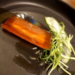 ウエストパパ - サーモンのゼリー寄せ