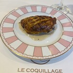 神楽坂 ル コキヤージュ - 前菜② ボロネーゼととろーりチーズのパイ包み　ミニサイズ