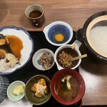 魅惑の白米 - 銀鱈の照り焼き＆雪ほたか白米　1,800円（1,980円）
      味噌汁、お新香、小鉢、選べるお供3種付き
      選べるお供　県産牛しぐれ煮　下仁田納豆　県産生卵　