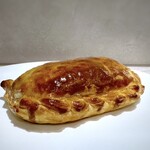 RESTAURANT L'EQUITERRE - ＊アップで。どの位召し上がりますか？とお尋ね頂いたので、大きめカットでと。笑 オマール海老、大好きですから。(/∀＼*)