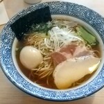 麺屋 いとう - 芳醇鶏そば 醤油 900円    味玉 150円