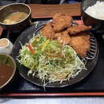 金牛 - こちらはヒレカツ定食❣️