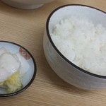 らーめん髙○ - 中ライス ボリューム満点