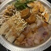 日本酒と個室居酒屋 まぐろ奉行とかに代官 - 料理写真:旨味 アンコウとあん肝の味噌鍋