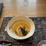 草如庵 - オレンジ白菜の摺流し　里芋の揚げだしにセイコガニ