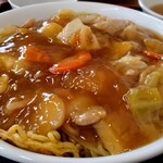 中華料理の店 芳来 - 料理写真:五目焼きそば大盛り850円スープ付き