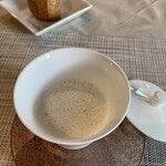 レストラン ル バンビ - 見た目に反して味わい深い茶碗蒸し風の料理