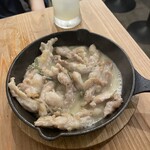 いがぐり食堂 - せせりのバター焼き