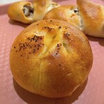 明治屋 - コンビージャックチーズ&きのこのブール。美味し。