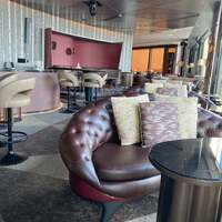 DINING & BAR TABLE 9 TOKYO - 